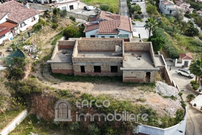 Detached villa to be finished with wonderful sea-view