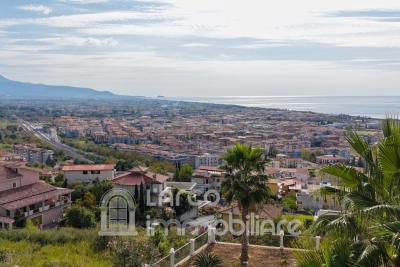 Detached villa to be finished with wonderful sea-view