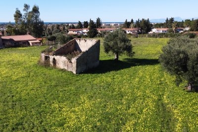 Terreno edificabile in zona residenziale