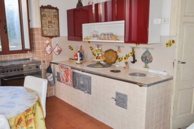 Prestigious historic villa in the charming historic center of Scalea