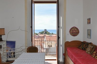 Prestigious historic villa in the charming historic center of Scalea